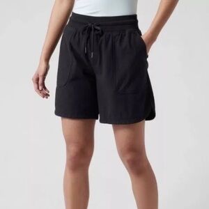 Athleta Farallon Midi Short